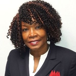 Meet your Posher, Sheila